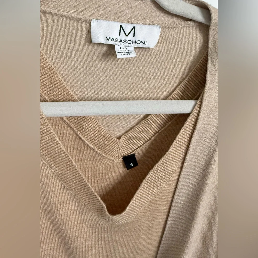 ‼️⚠️Magaschoni Tan Cardigan and top Set⚠️‼️ - Picture 4 of 7